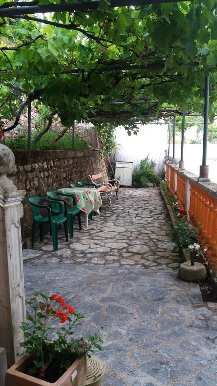 Guest House Cvoro แฮร์เซ็ก-โนวี ภายนอก รูปภาพ